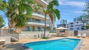 Pool - Waterfront at Wyuna (Burleigh Heads)