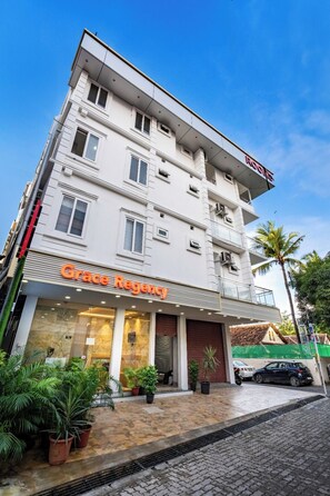 Exterior - Grace Regency (Kanayannur)