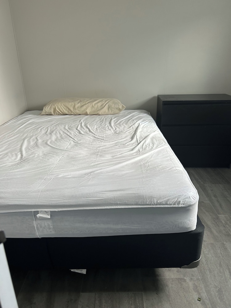 1 bedroom lake rental Cardston County Vrbo