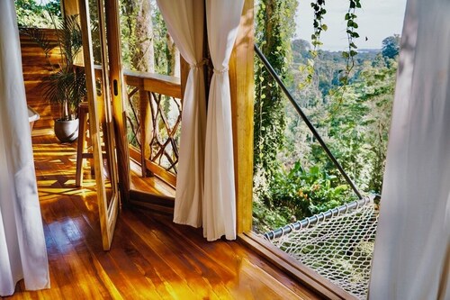 Jungle Spirit Treehouse