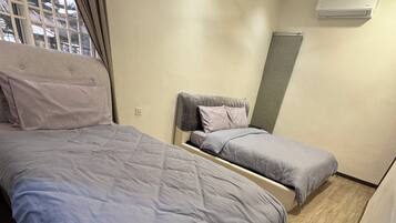 2 bedrooms, desk, iron/ironing board, free WiFi