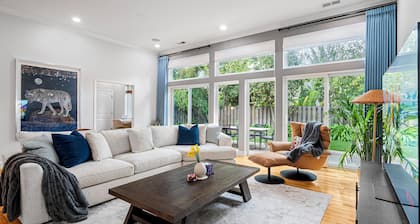 Spacious 5-bedroom house with AC and WiFi in tranquil Palo Alto