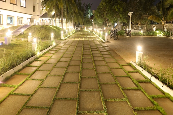 Front of property - Natures Vibe Beach Resort (Cheyyur)