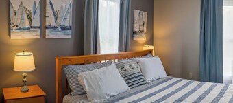 Newly Renovated Acadia Apartment Maple Street