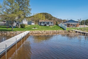 Exterior - Lake WI Escape! Explore, Boat, Swim & Hike (Lodi)
