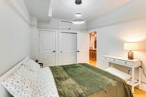 1 chambre, bureau, fer et planche à repasser, Wi-Fi