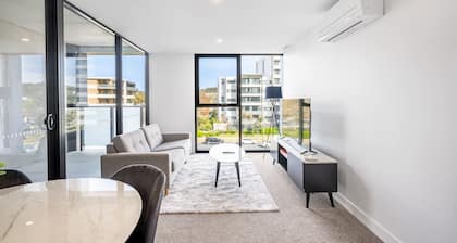 Modern Cozy 1B1B near Westfield with Scenic Views