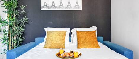 1 chambre, fer et planche Ă repasser, Wi-Fi, draps fournis