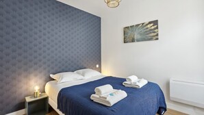 1 soverom, skrivebord, strykejern/-brett og wi-fi