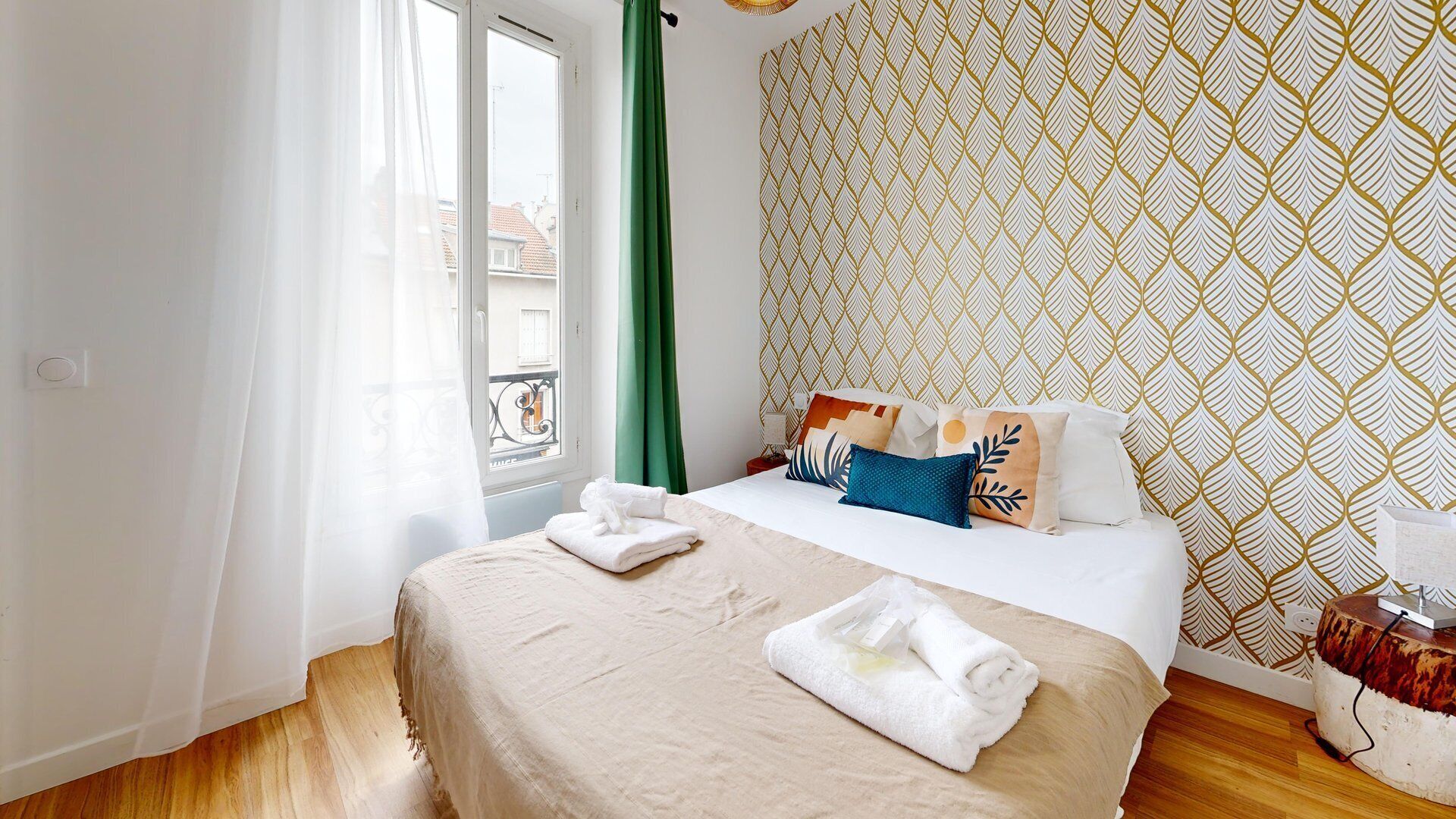 1 bedroom, desk, iron/ironing board, WiFi