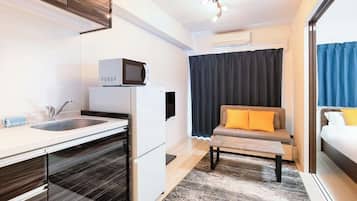 Basic Apartment, Non Smoking (403) | 1 bedroom, free WiFi, bed sheets