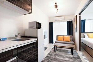 Basic Apartment, Non Smoking (201) | 1 bedroom, free WiFi, bed sheets