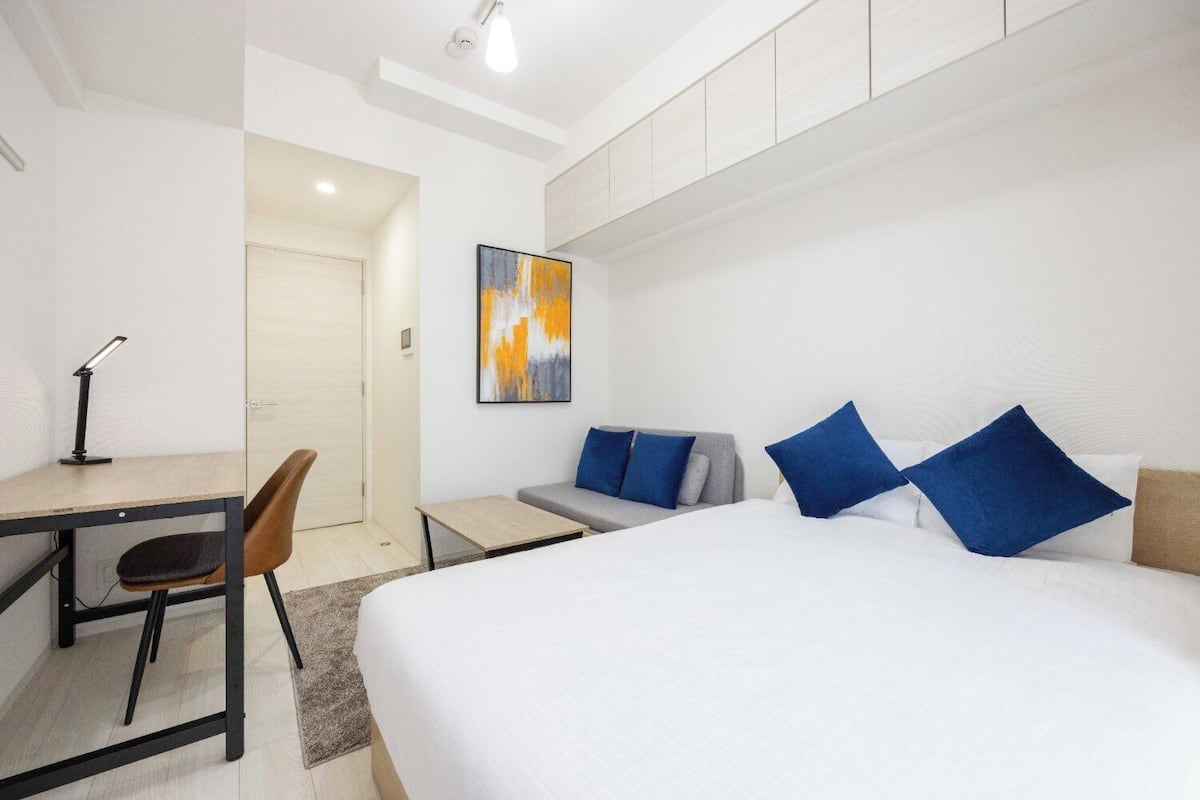 Basic Apartment, Non Smoking (101) | 1 bedroom, desk, free WiFi, bed sheets