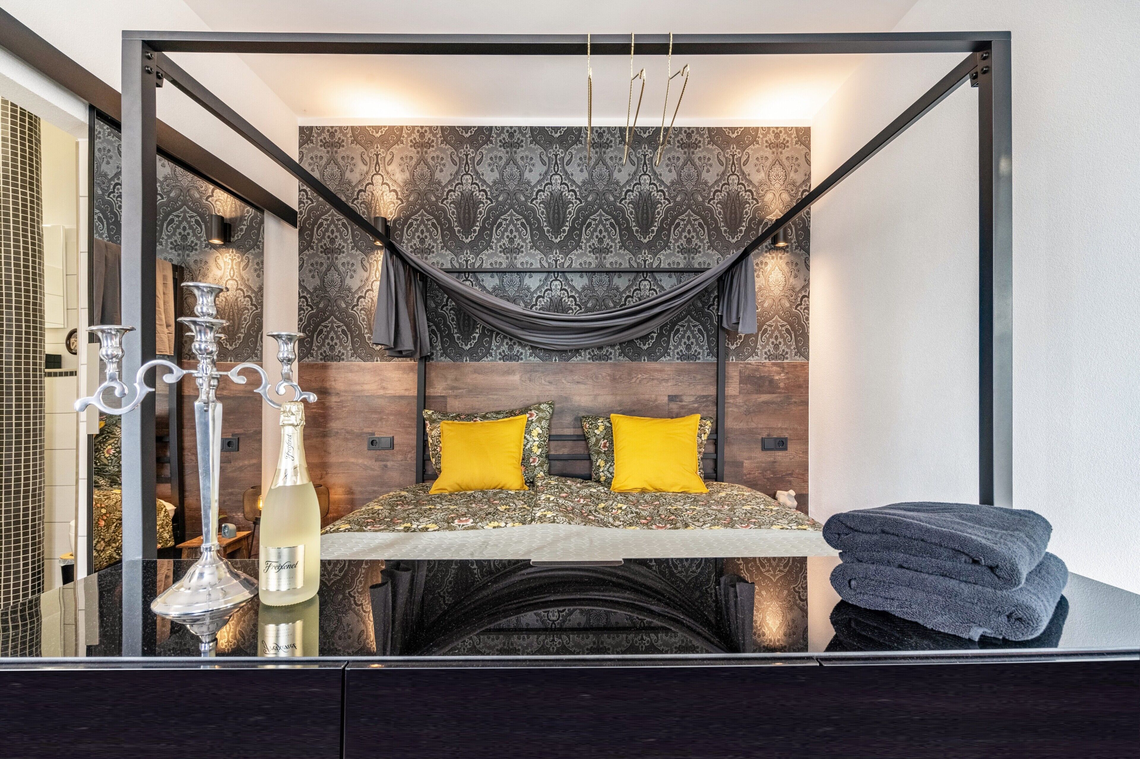 1 bedroom, free WiFi, bed sheets