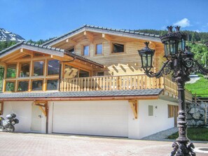 Chalet | Exterior - Exceptional Chalet With Outdoor Bubble Bath (Riddes)