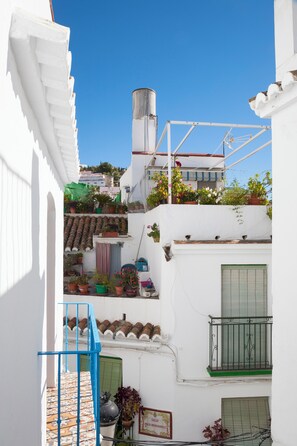 Exterior - Al Campanario (Còmpeta)