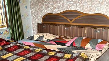 Basic Single Room, Balcony, Hill View