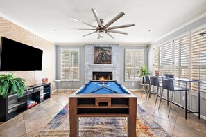 Game room - 5BR Luxury Stay: King Beds, Hot Tub, Games, Kids' Play Area & Private Pool (Scottsdale)