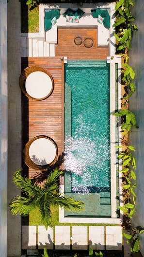 Kolam renang terbuka 