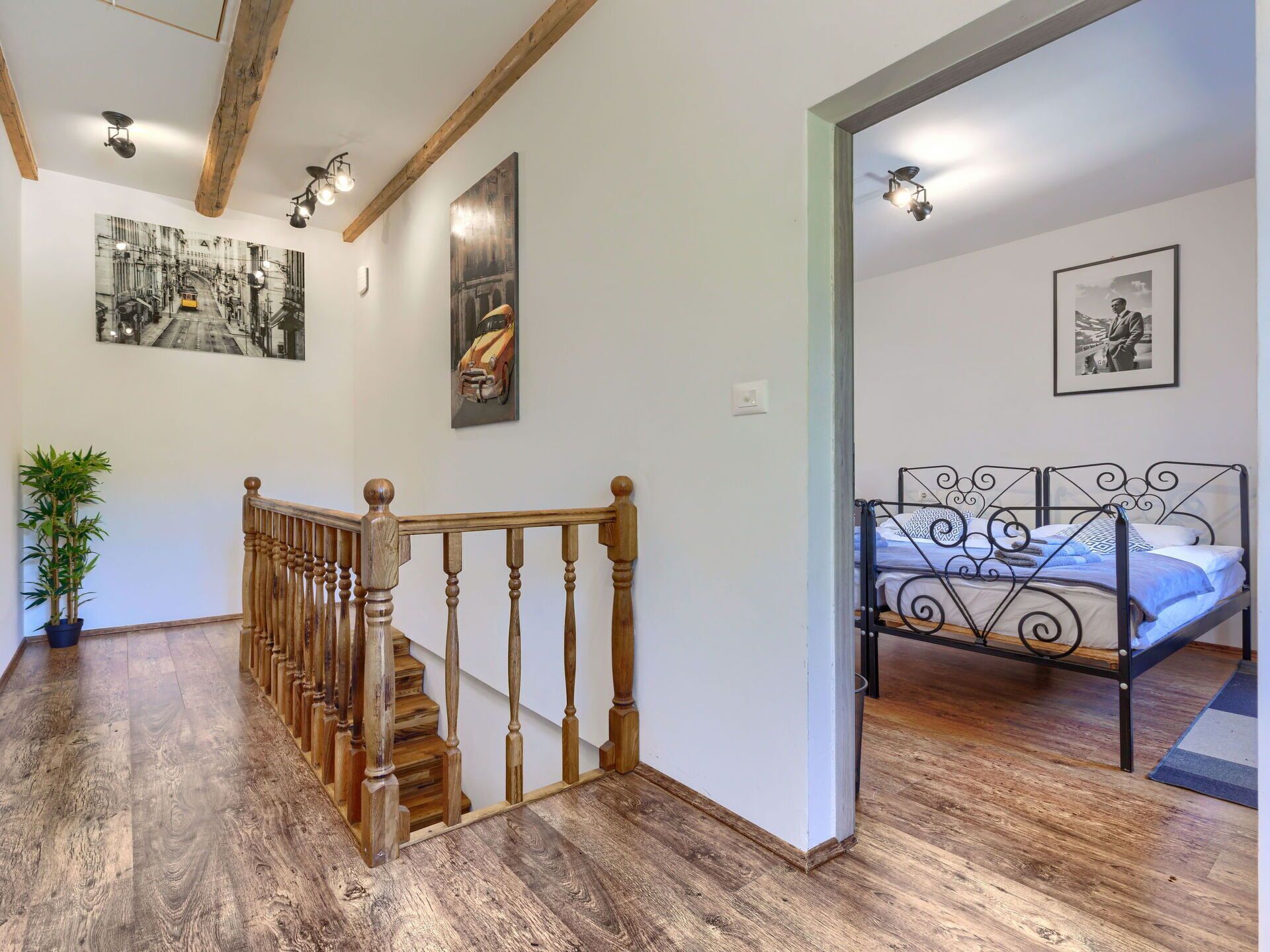 Bilderrahmen, Eigentum, Holz, Interior Design, Gebäude, Die Architektur, Pflanze, Flooring, Fussboden, Komfort