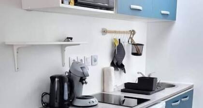 Studio for 2 people on the ground floor with terrace and parking space