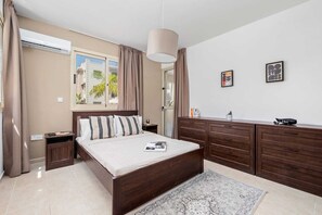 2 chambres, Wi-Fi gratuit, draps fournis