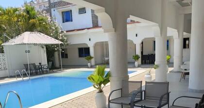 Chamiachi Hotel and Luxury Apartments