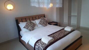 Double Room, Pool View | Free WiFi