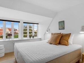 3 bedrooms, WiFi