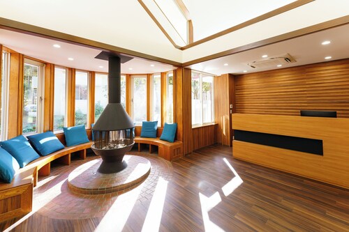 Karuizawa Shichifukuso Hotel