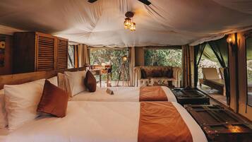 Standard Tent, Garden View | In-room safe, desk, laptop workspace, blackout drapes