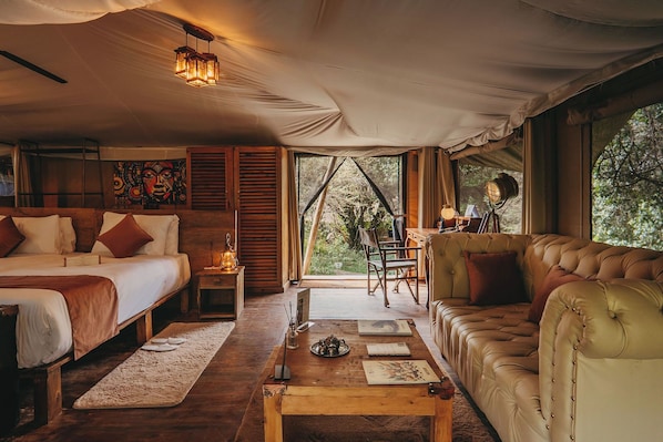 Standard Tent, Garden View | In-room safe, desk, laptop workspace, blackout drapes