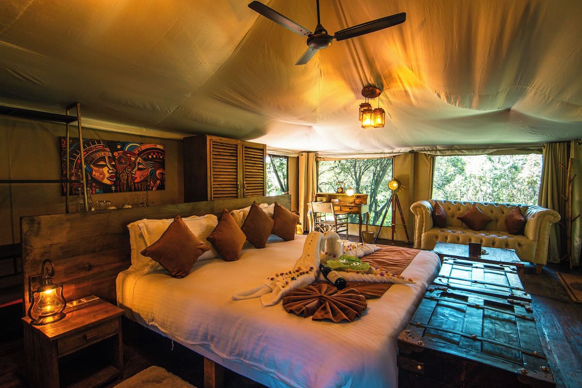 Tente Standard, vue jardin | Coffres-forts dans les chambres, bureau