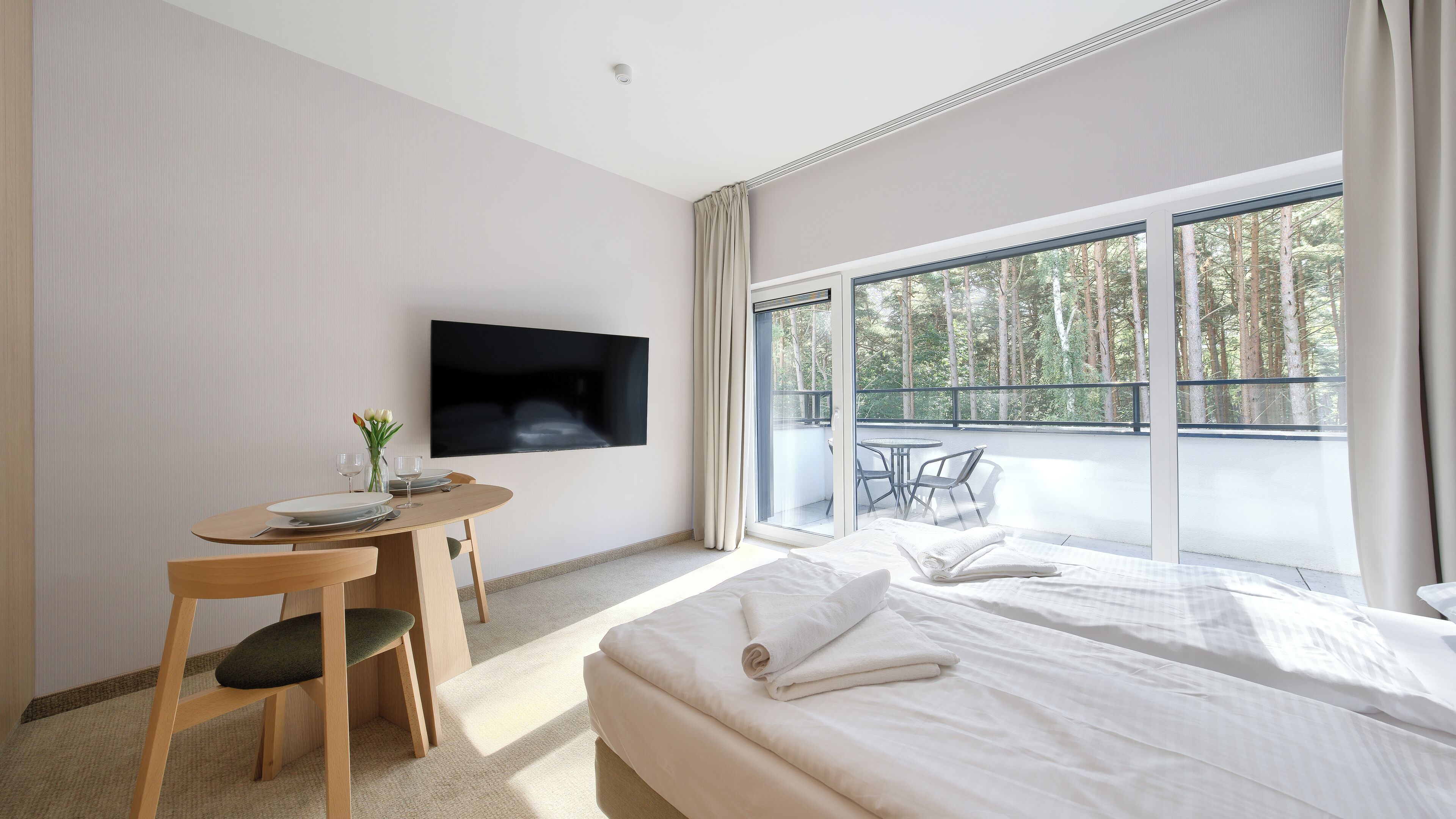 Apartament (B34) | Living area | Flat-screen TV