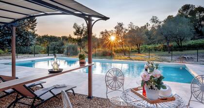"Murmures des Vignes" Relax dans la nature, la piscine et le coucher de soleil