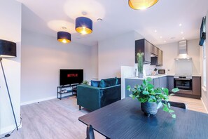 Télévision, espaces bureaux