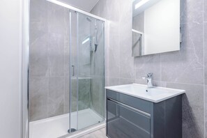 Nicht klassifiziertes Bild, 3 von 32, Schaltfläche