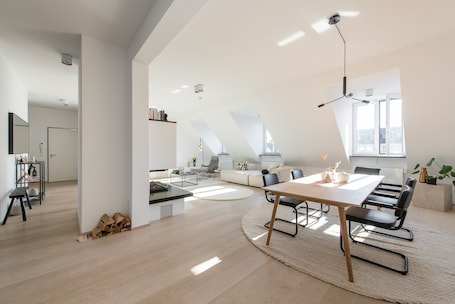 Interior. Penthouse, Presidential Suite, perfect location, open fire place