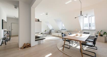 Penthouse, Presidential Suite, perfect location, open fire place