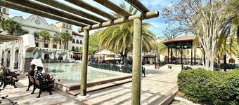 2/2 in The Village of Santiago