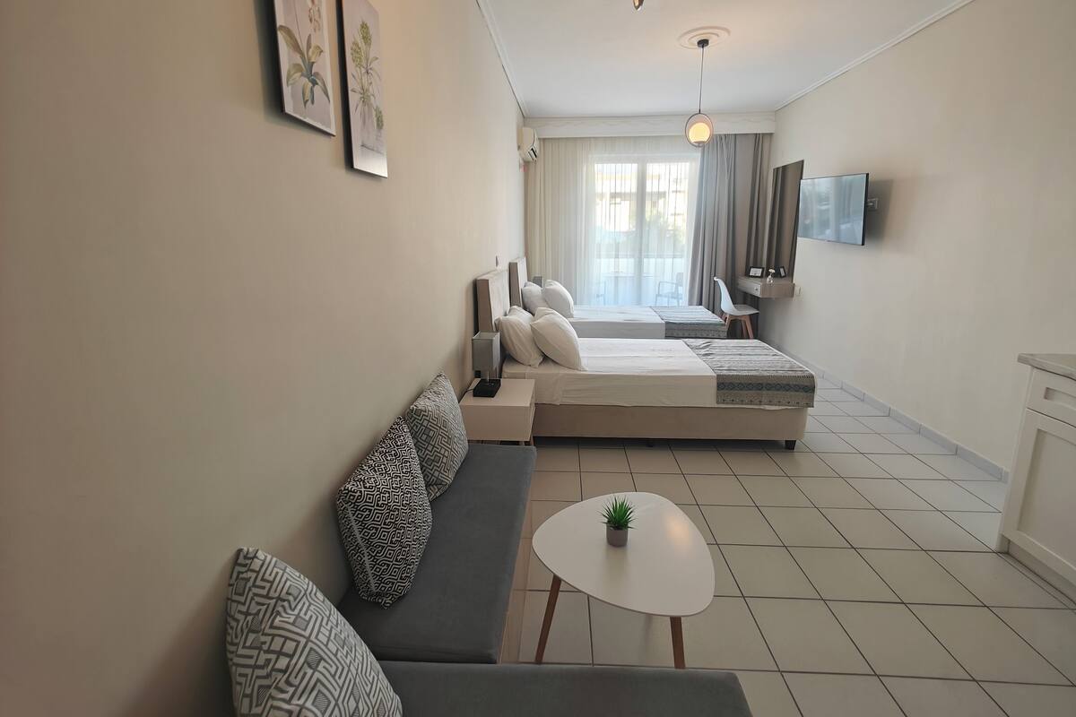 Comfort Twin Room, Balcony, Courtyard View