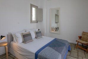 House | 2 bedrooms, desk - By The Stone Tinos (Tinos)