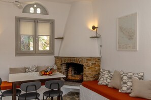 House | 2 bedrooms, desk - By The Stone Tinos (Tinos)