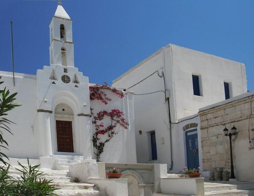 Amberi Tinos in Panormos