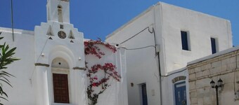 Amberi Tinos in Panormos