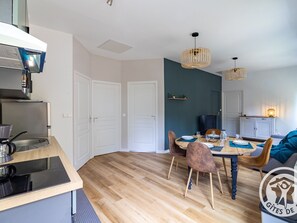 Dining - Renovated house with garden near Angers (Rochefort-sur-Loire)