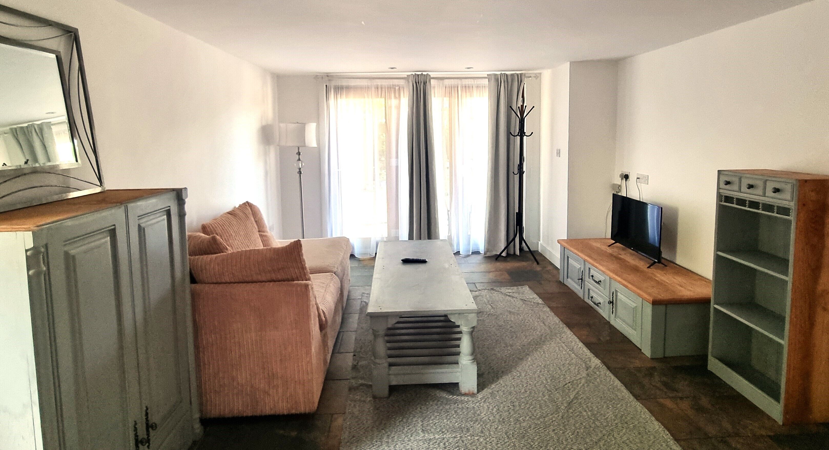 客室ごとに異なるインテリア、ベッドシーツ