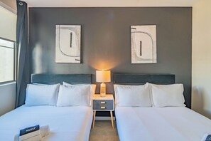 1 chambre, fer et planche à repasser, Wi-Fi, literie fournie