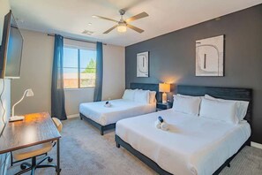 2 makuuhuonetta, silitysrauta/-lauta, Wi-Fi, vuodevaatteet