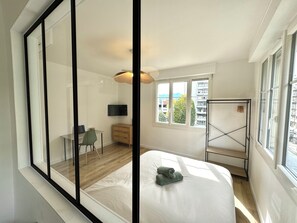 1 chambre, bureau, Wi-Fi gratuit, draps fournis